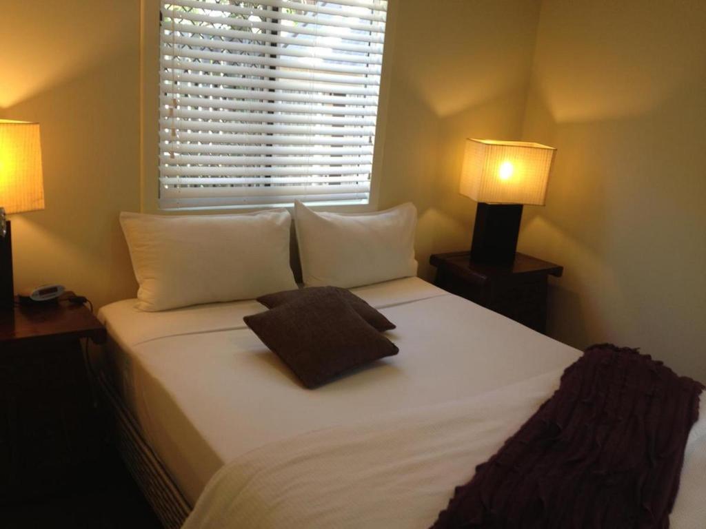 Coconut Palms On The Bay Aparthotel Hervey Bay Ruang foto